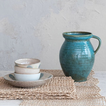 Gorgeous 4qt Blue Jug w/ Handle