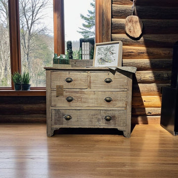 Washed 4-Door Dresser