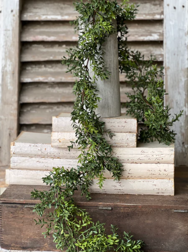 6' New England Boxwood Garland