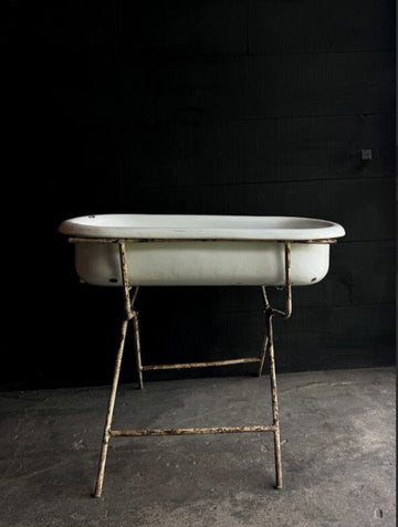 Baby Bathtub w/ Metal Stand