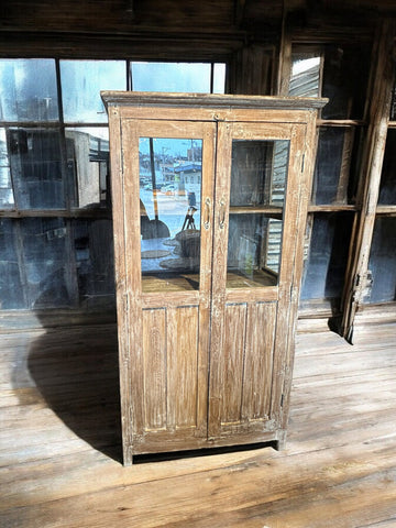 Beautiful 2-Door Glass Cabinet