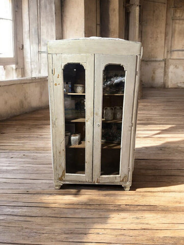 White European Cabinet With Shelves