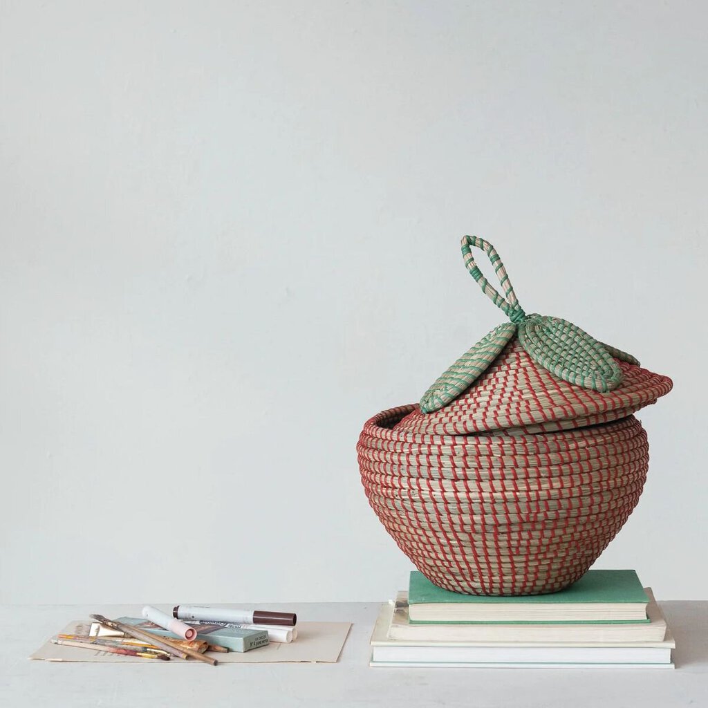 Hand-Woven Seagrass Strawberry Basket