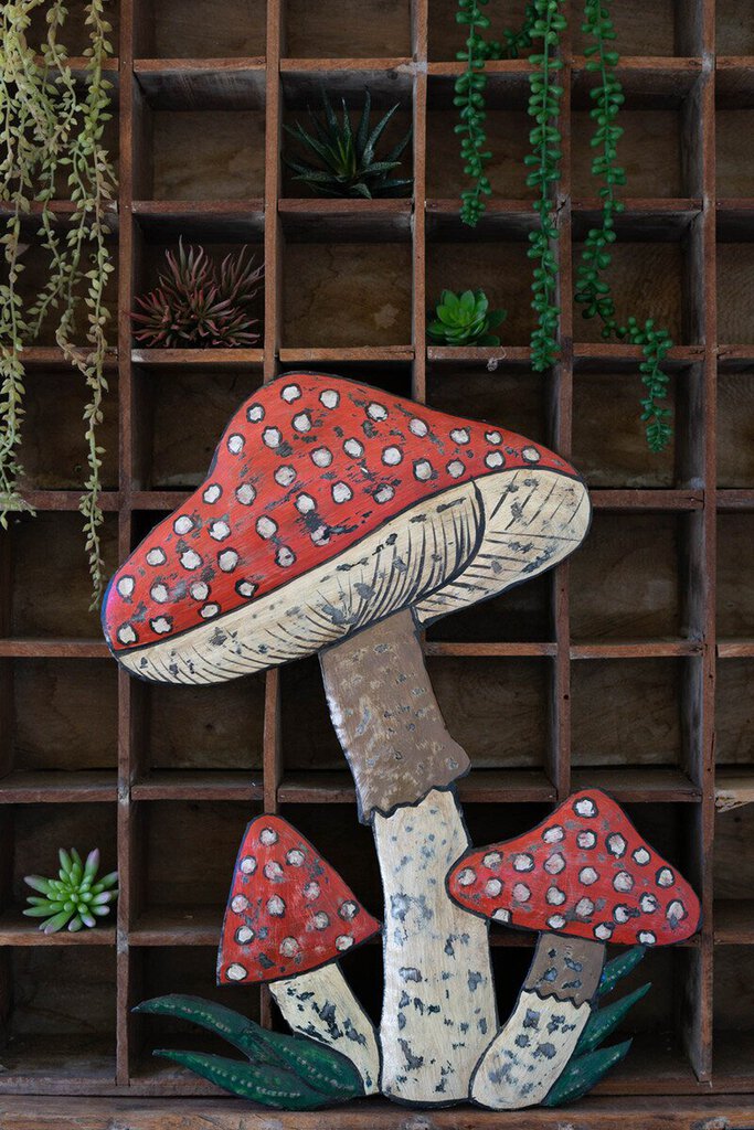 Hand Hammered Metal Mushroom Hanging Wall Decor