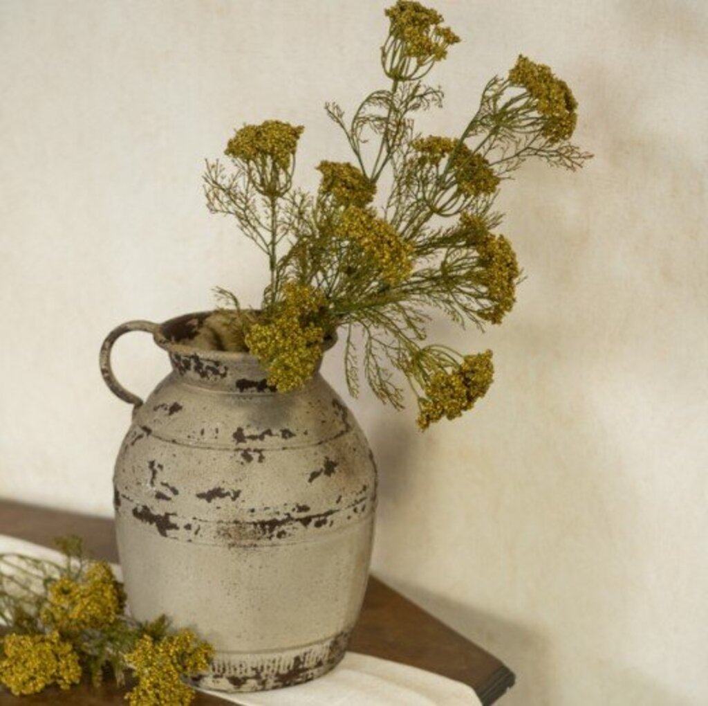28" Green Queen Anne Lace Spray