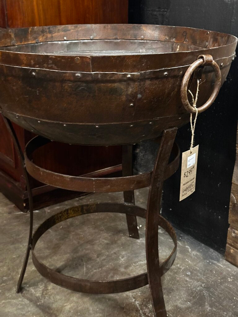 Amazing Large Iron Firepit