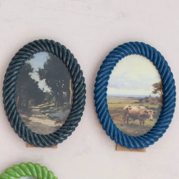 Oval Twisted Photo Frame