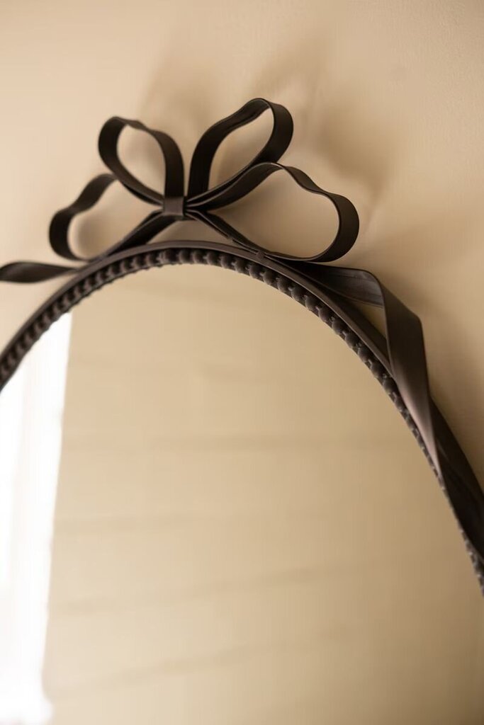 Beautiful Metal Oval Mirror w/ Bow