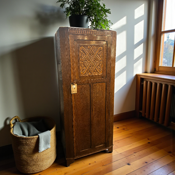 Carved Single Door Wardrobe