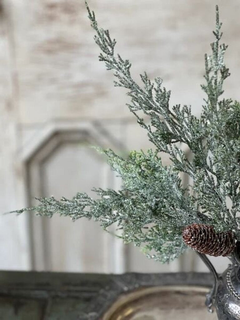 Silver Thread Cedar Pick - 18"