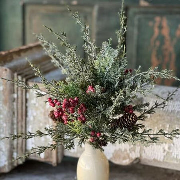 Divinity Berry Cedar Pick - 18"