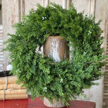 Dripping Cedar Wreath - 20"