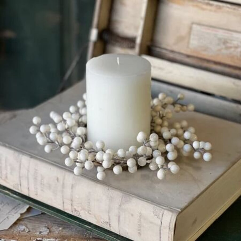 Icy Snowdrop Berry Candle Ring - 11"
