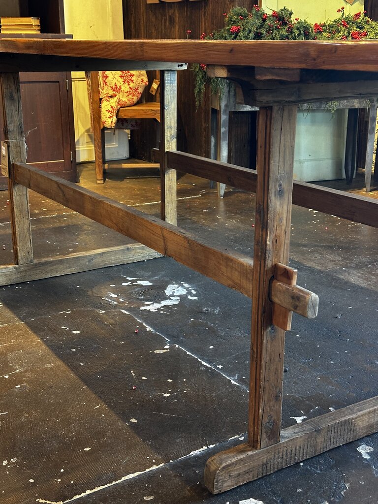 Old Pine Harvest Style Work Table