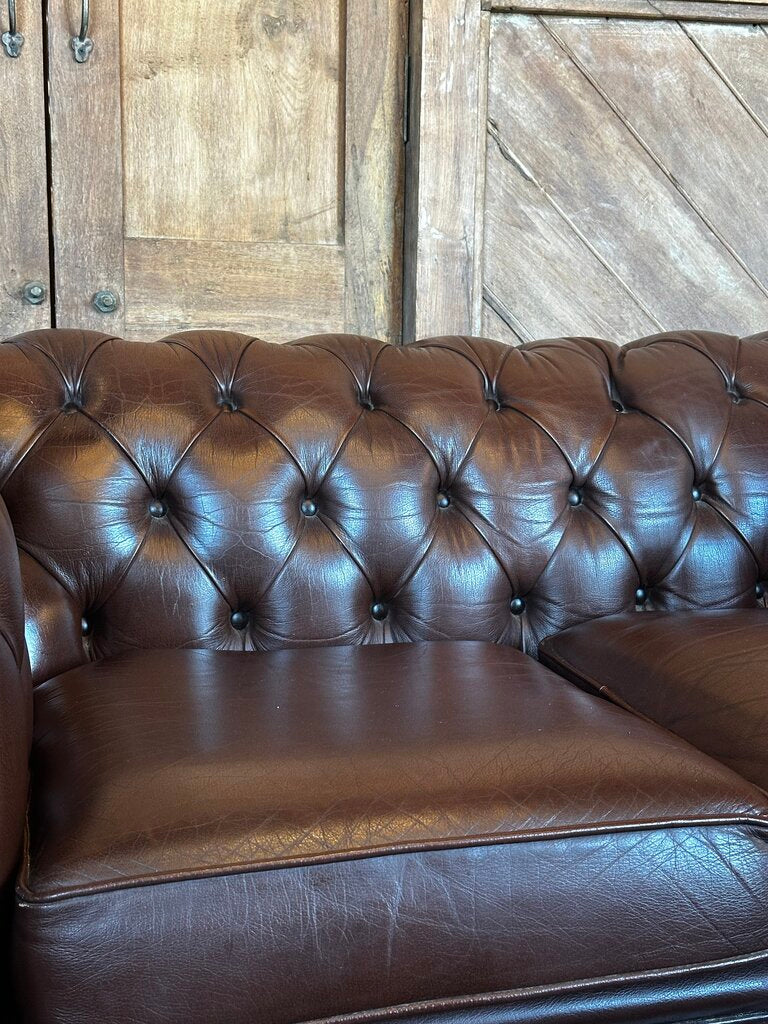 Brown Leather Chesterfield Loveseat
