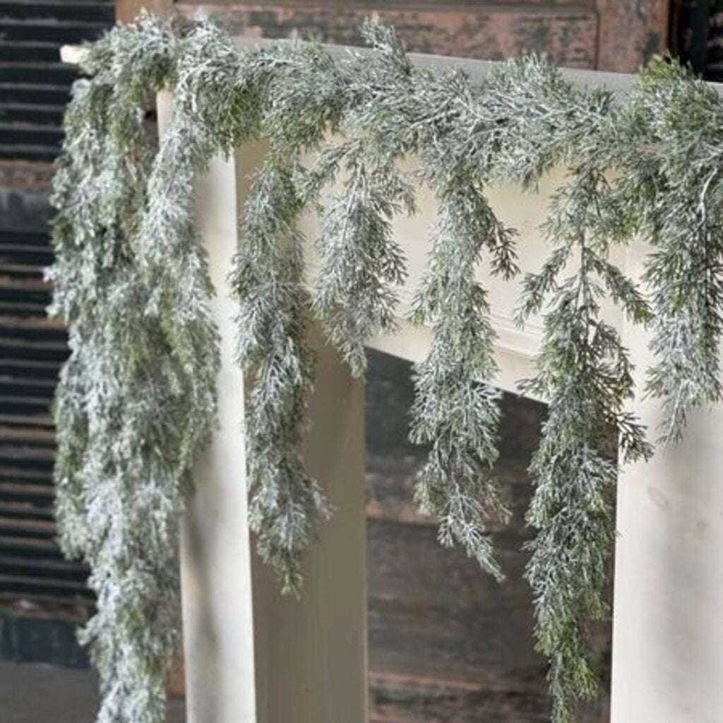 Fairisle Cedar Garland - 93"