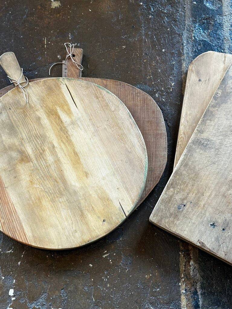 Authentic European Bread Board - Medium