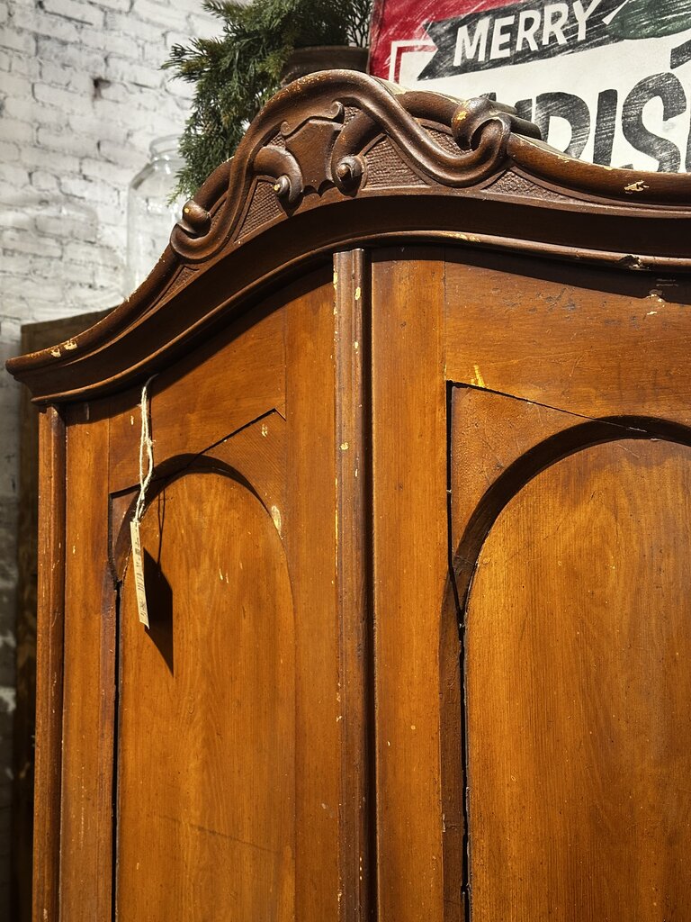 European Brown Wood Cupboard