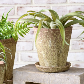 Distressed Terracotta Sand Pot - 7"