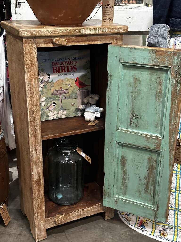 Lovely Single Door Cabinet