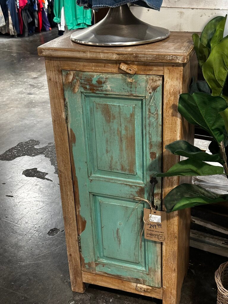 Lovely Single Door Cabinet