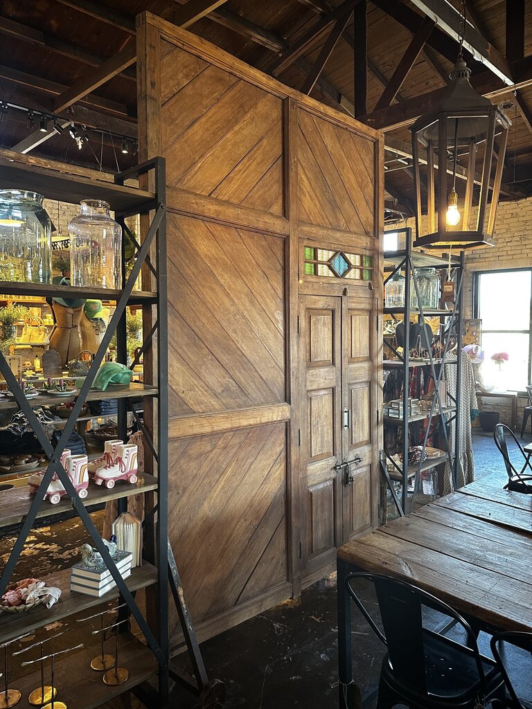 Door/Partition on Wheels