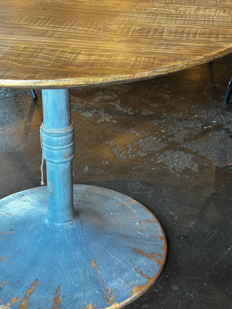 Round Factory Made Counter Table
