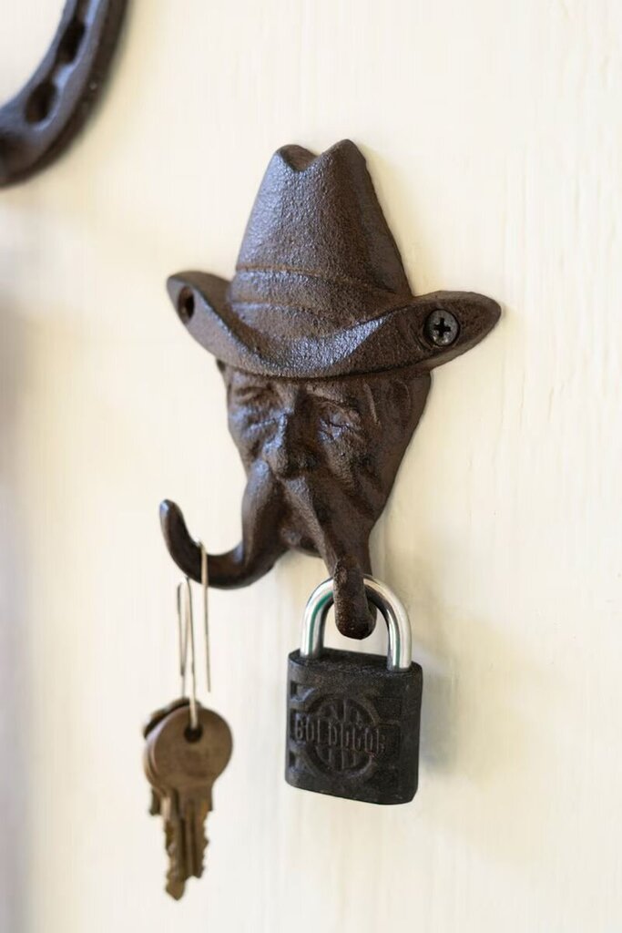Cowboy Iron Hook