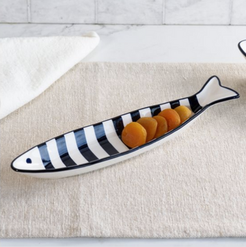 Dark Blue & White Stripe Fish Plate