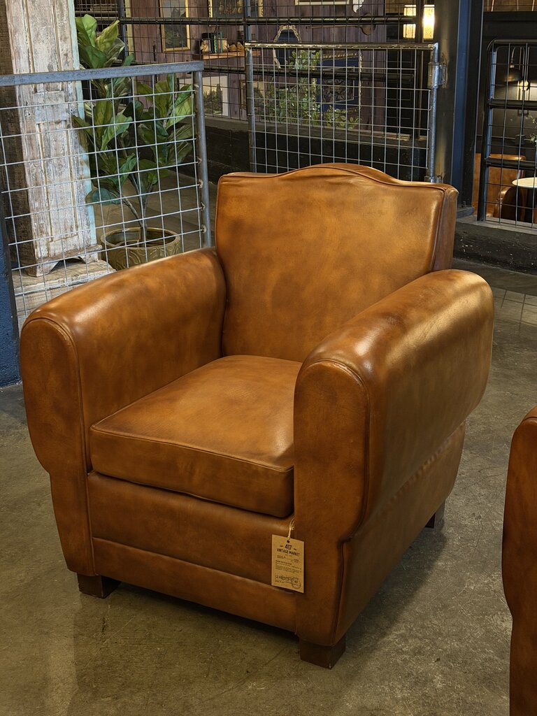 Beautiful Leather Lounge Chair