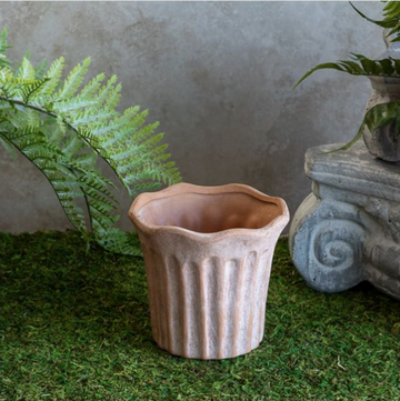 Fluted Terracotta Pot - 6"