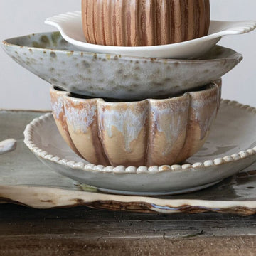 Fluted Stoneware Scalloped Bowl
