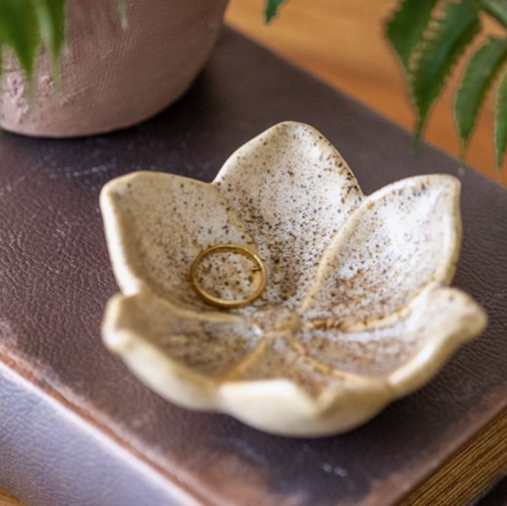 Beige Ceramic Flower Dish