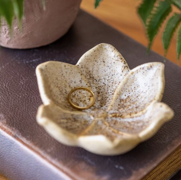 Beige Ceramic Flower Dish