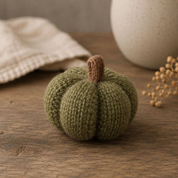 Spruce Knitted Yarn Pumpkin - 2.5"