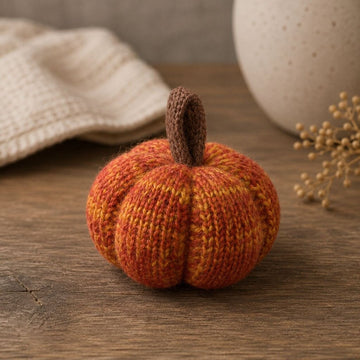 Sunset Knitted Yarn Pumpkin - 2.5"