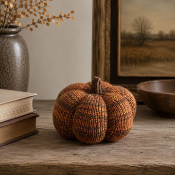Spiced Maple Knitted Yarn Pumpkin - 4"