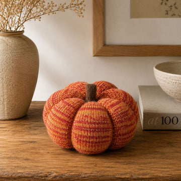 Sunset Knitted Yarn Pumpkin - 5.5"