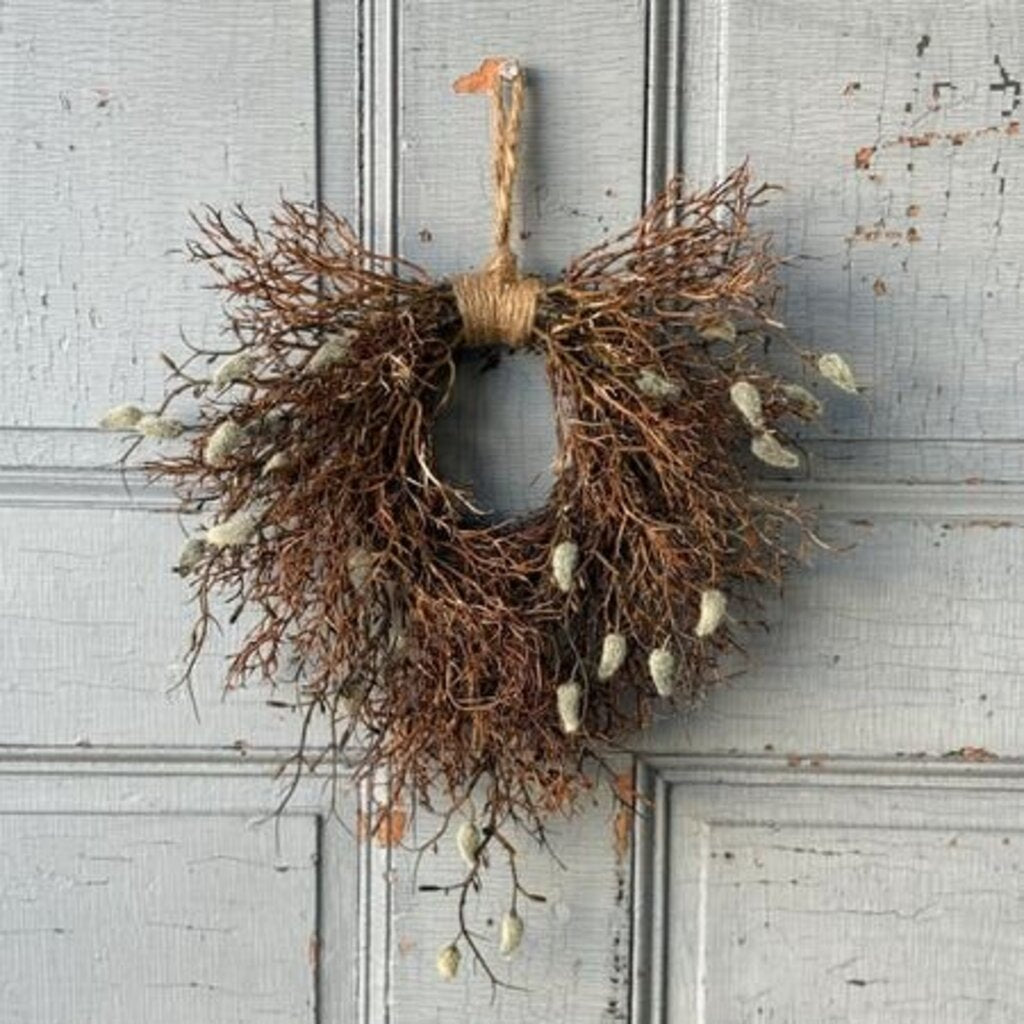 Winding Willow Hanging Wreath