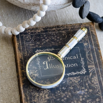 Stunning Magnifying Glass