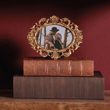 Vintage Oval Photo Frame