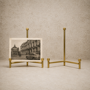 Brass Straight Back Easel - 10"