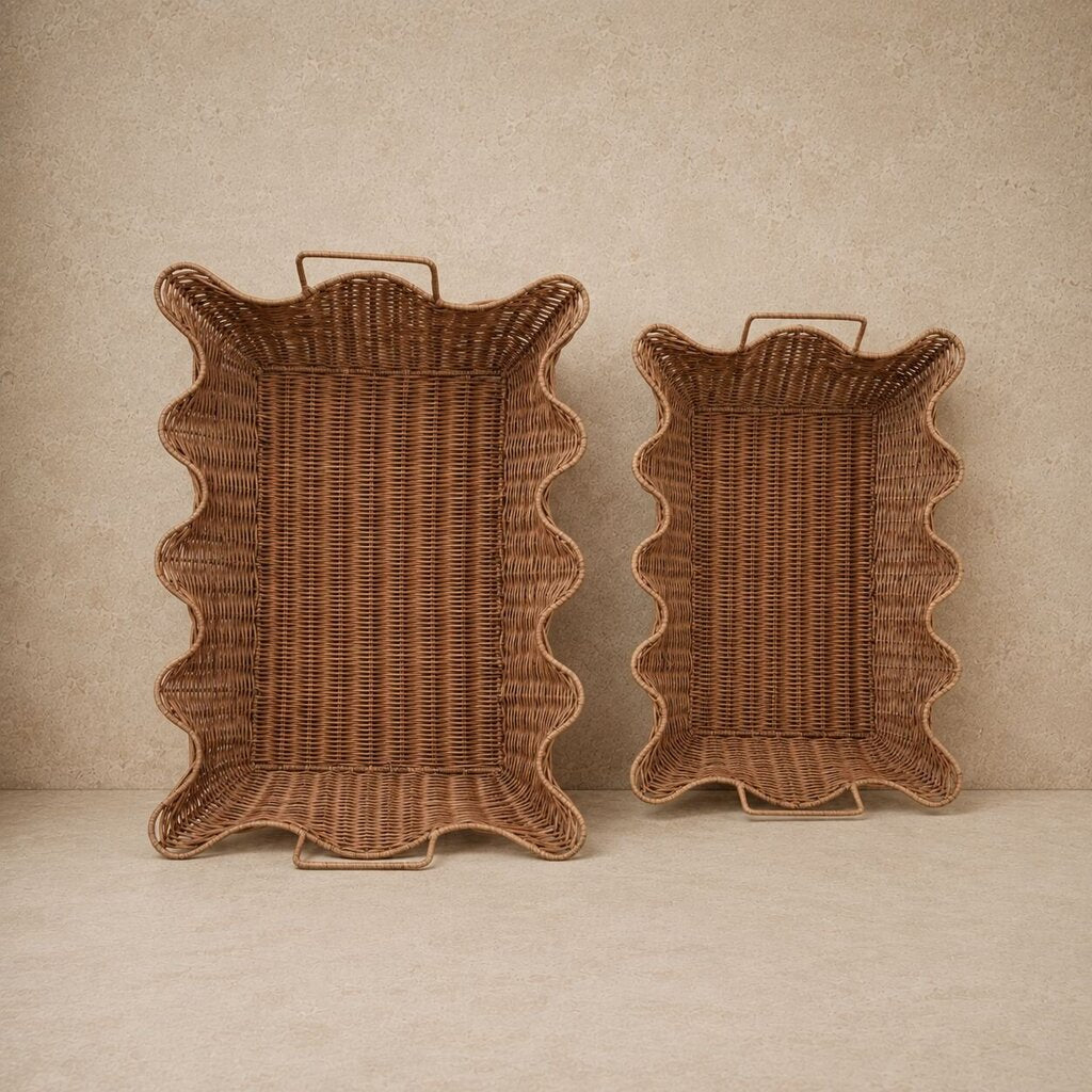 Decorative Hand Woven Rattan Scalloped Tray w/ Handle