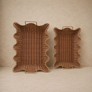 Decorative Hand Woven Rattan Scalloped Tray w/ Handle