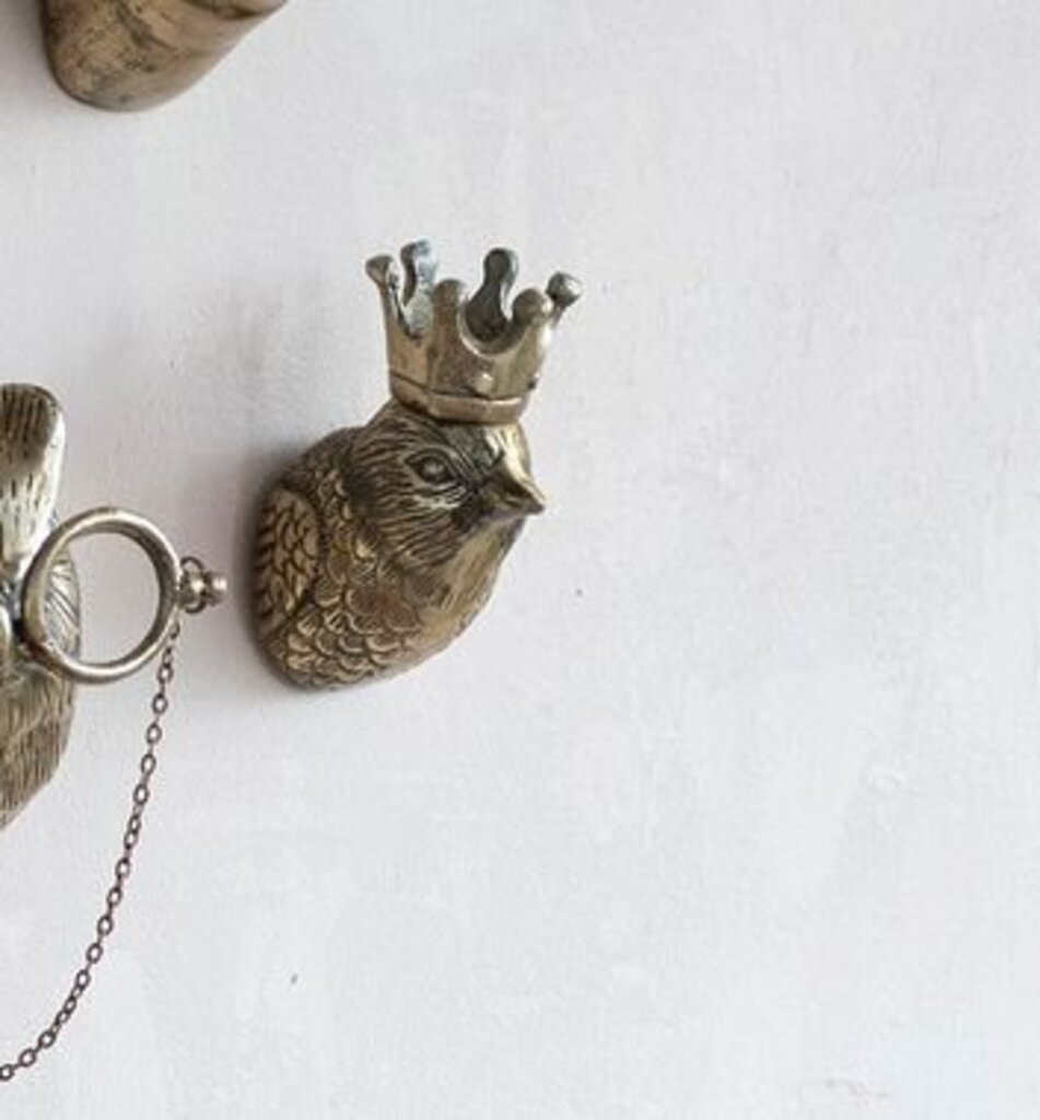 Cast Aluminum Bird Head w/ Crown Wall Decor