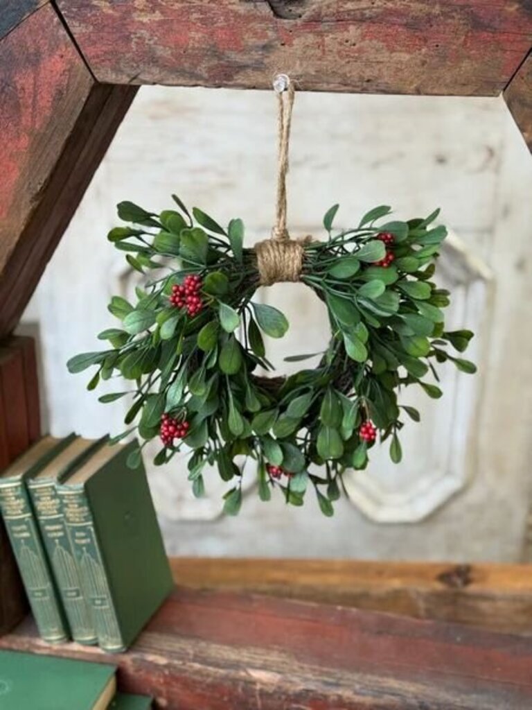 Noelle Greens Hanging Wreath