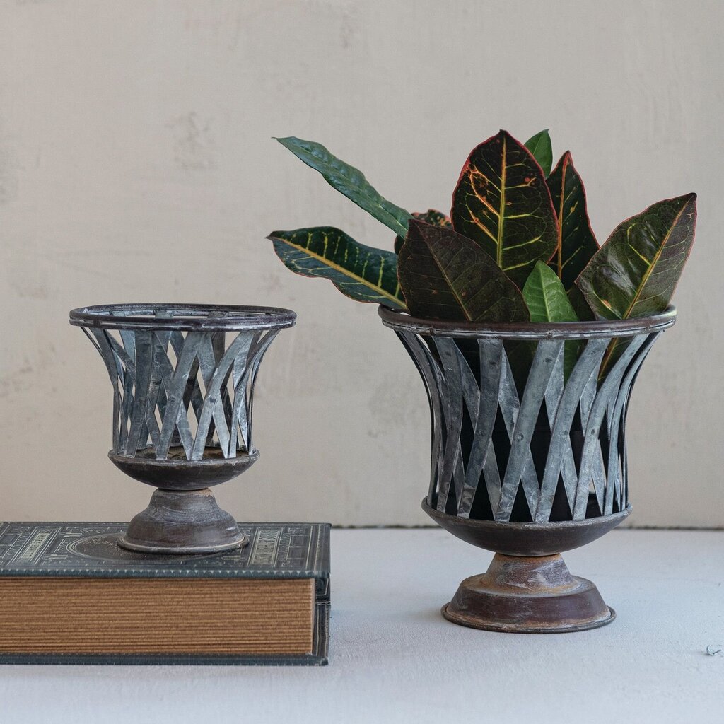 Woven Metal Footed Planter
