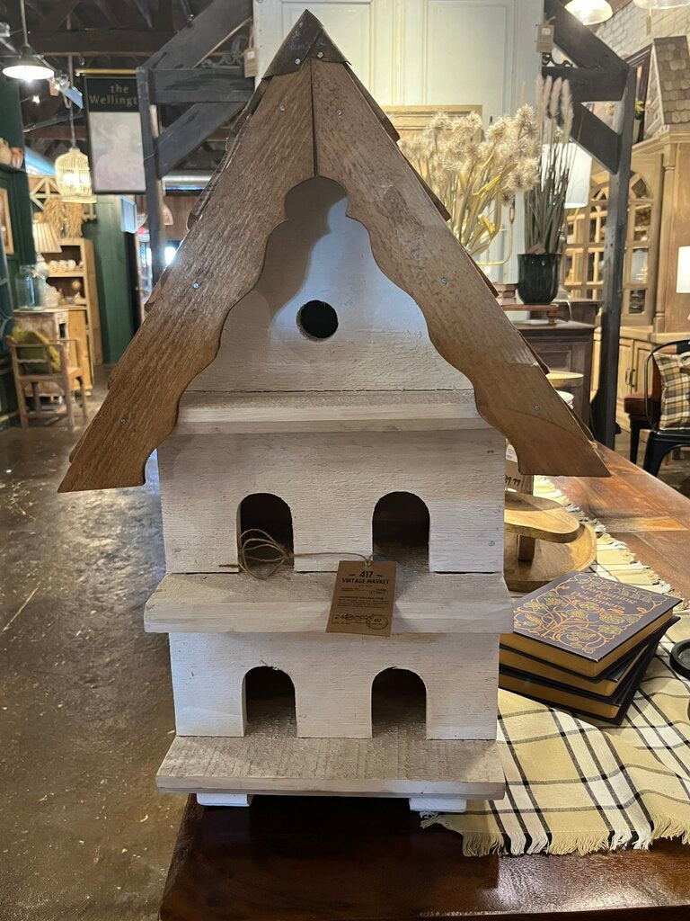 European White Chippy 4 Hold Bird House