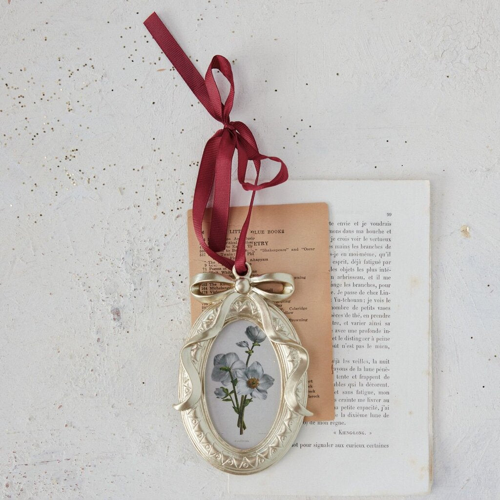 Resin Photo Frame Ornament w/ Bow