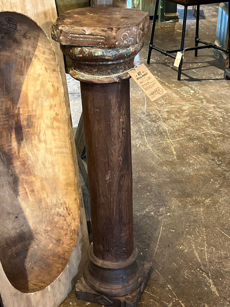 Beautiful Old Wood Carved Pillar
